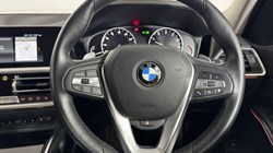 2019 (19) BMW 3 SERIES 320i Sport 4dr Step Auto 5608138