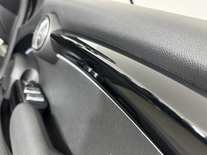 2022 (72) MINI CONVERTIBLE 2.0 John Cooper Works 2dr Auto 5622772