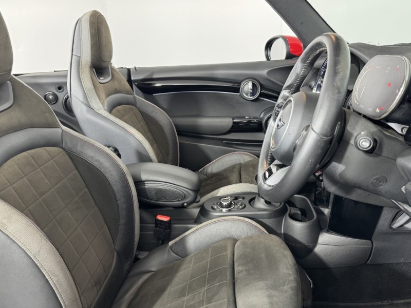 2022 (72) MINI CONVERTIBLE 2.0 John Cooper Works 2dr Auto 5622766