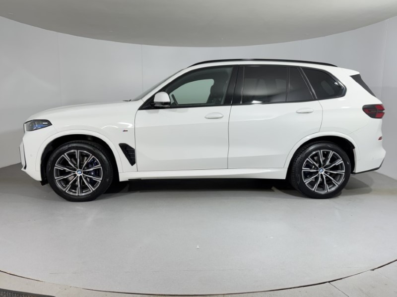 2023 (23) BMW X5 xDrive30d MHT M Sport 5dr Auto 5641327
