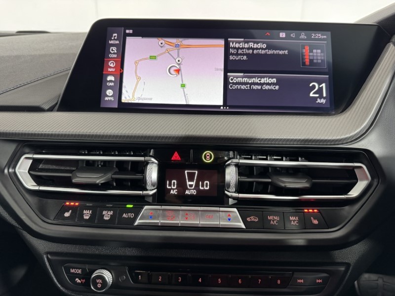 2020 (20) BMW 1 SERIES M135i xDrive 5dr Step Auto 5636203
