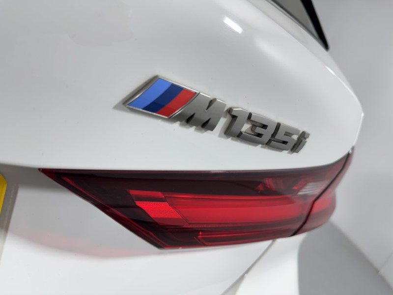 2020 (20) BMW 1 SERIES M135i xDrive 5dr Step Auto 5636226