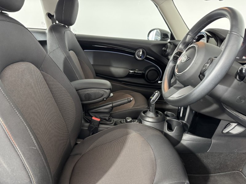 2023 (73) MINI HATCHBACK 1.5 Cooper Classic 3dr Auto 5636472