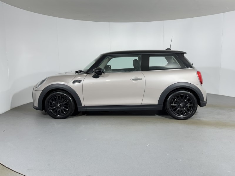 2023 (73) MINI HATCHBACK 1.5 Cooper Classic 3dr Auto 5636497