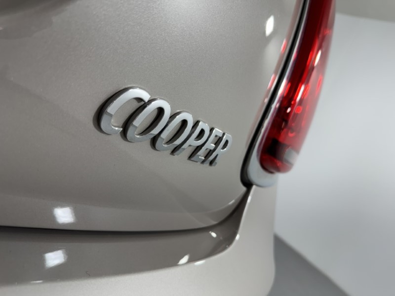 2023 (73) MINI HATCHBACK 1.5 Cooper Classic 3dr Auto 5636484