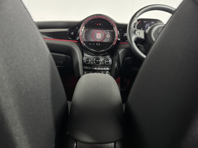 2023 (73) MINI HATCHBACK 1.5 Cooper Classic 3dr Auto 5636491