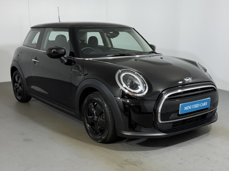 2021 (21) MINI HATCHBACK 1.5 Cooper Classic 3dr Auto