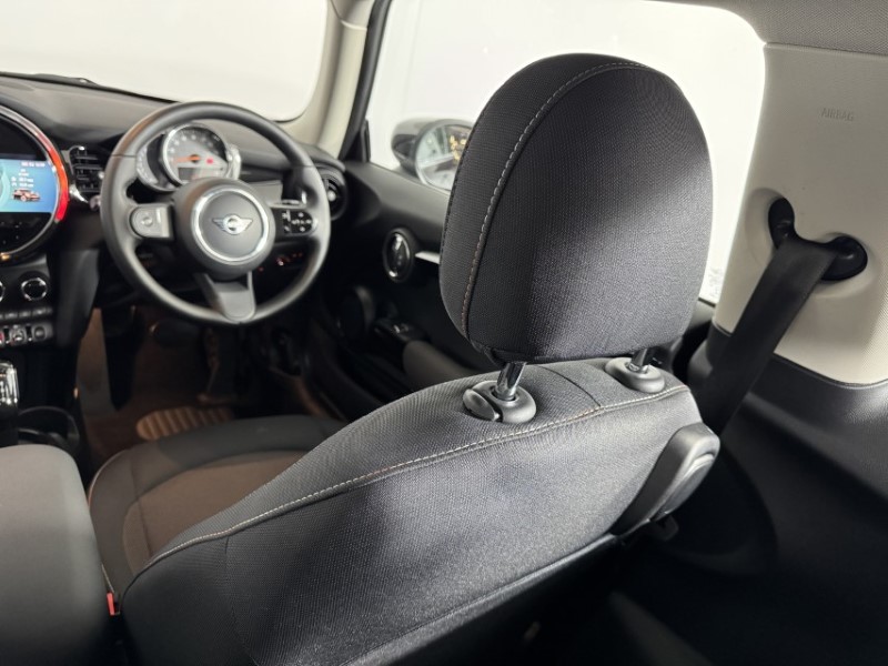 2021 (21) MINI HATCHBACK 1.5 Cooper Classic 3dr Auto 5669125