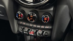 2021 (21) MINI HATCHBACK 1.5 Cooper Classic 3dr Auto 5669102