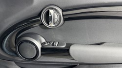 2021 (21) MINI HATCHBACK 1.5 Cooper Classic 3dr Auto 5669113