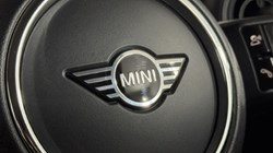 2021 (21) MINI HATCHBACK 1.5 Cooper Classic 3dr Auto 5669100