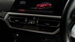 2022 (22) BMW 2 SERIES 220d MHT M Sport 2dr Step Auto 5649125