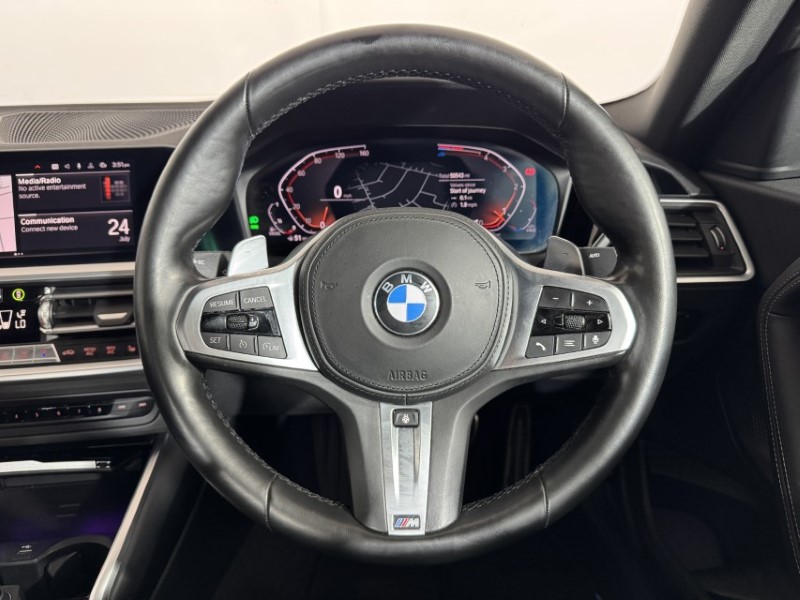 2022 (22) BMW 2 SERIES 220d MHT M Sport 2dr Step Auto 5649108