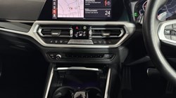 2022 (22) BMW 2 SERIES 220d MHT M Sport 2dr Step Auto 5649106