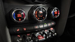 2023 (73) MINI HATCHBACK 2.0 Cooper S Sport 5dr Auto 5663186
