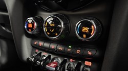 2023 (73) MINI HATCHBACK 2.0 Cooper S Sport 5dr Auto 5663185
