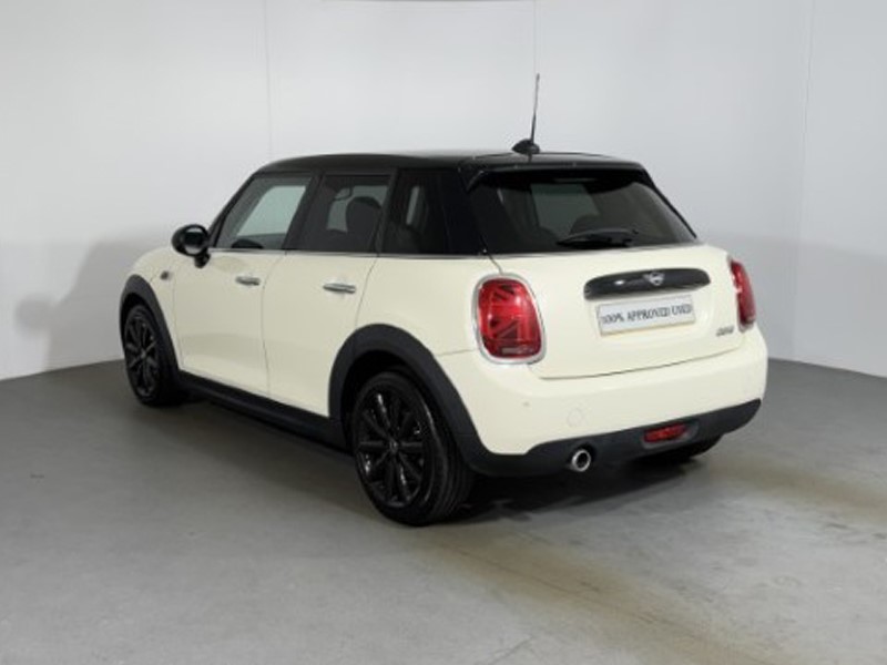 2018 (68) MINI HATCHBACK 1.5 Cooper II 5dr 5659037
