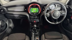 2018 (68) MINI HATCHBACK 1.5 Cooper II 5dr 5658935