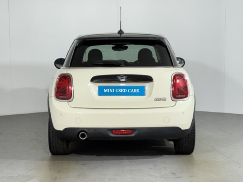 2018 (68) MINI HATCHBACK 1.5 Cooper II 5dr 5674101
