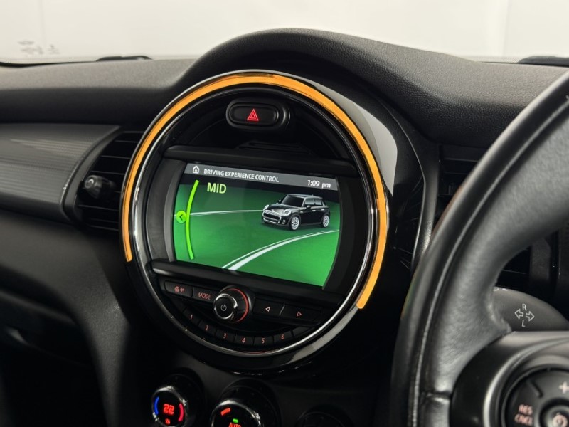 2018 (68) MINI HATCHBACK 1.5 Cooper II 5dr 5658903