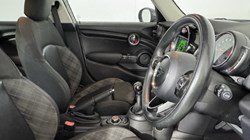 2018 (68) MINI HATCHBACK 1.5 Cooper II 5dr 5658906