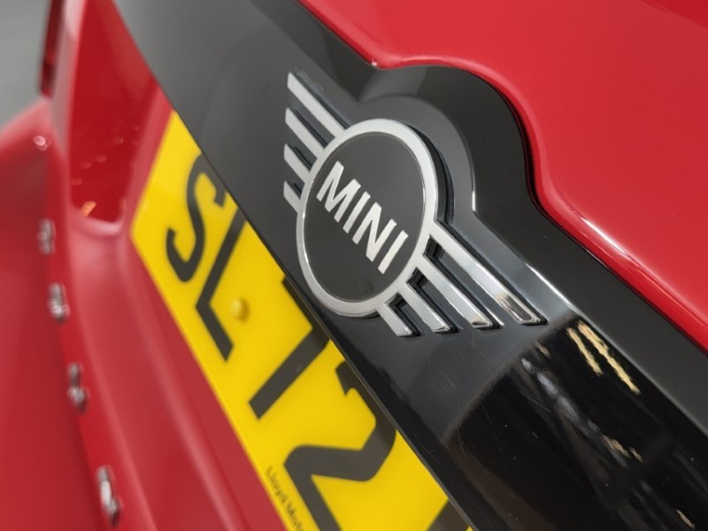 2022 (72) MINI COUNTRYMAN 1.5 Cooper Classic 5dr Auto 5681440