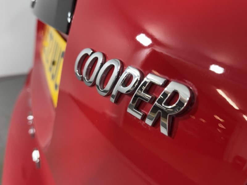 2022 (72) MINI COUNTRYMAN 1.5 Cooper Classic 5dr Auto 5681438