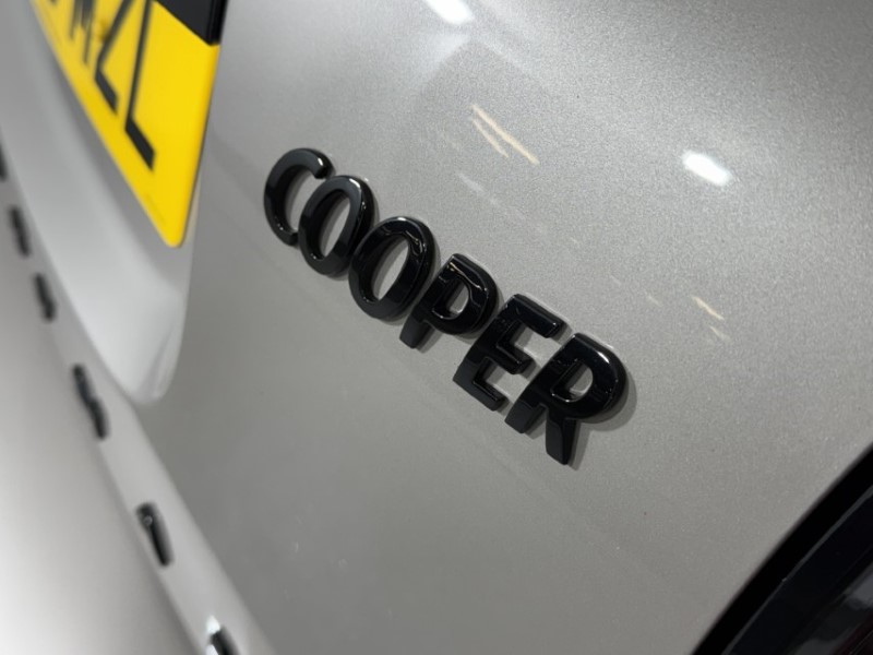 2024 (73) MINI COUNTRYMAN 1.5 Cooper Sport Premium 5dr Auto 5632025
