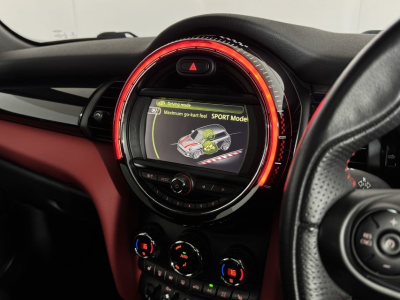 2017 (17) MINI HATCHBACK 2.0 John Cooper Works 3dr 5647461
