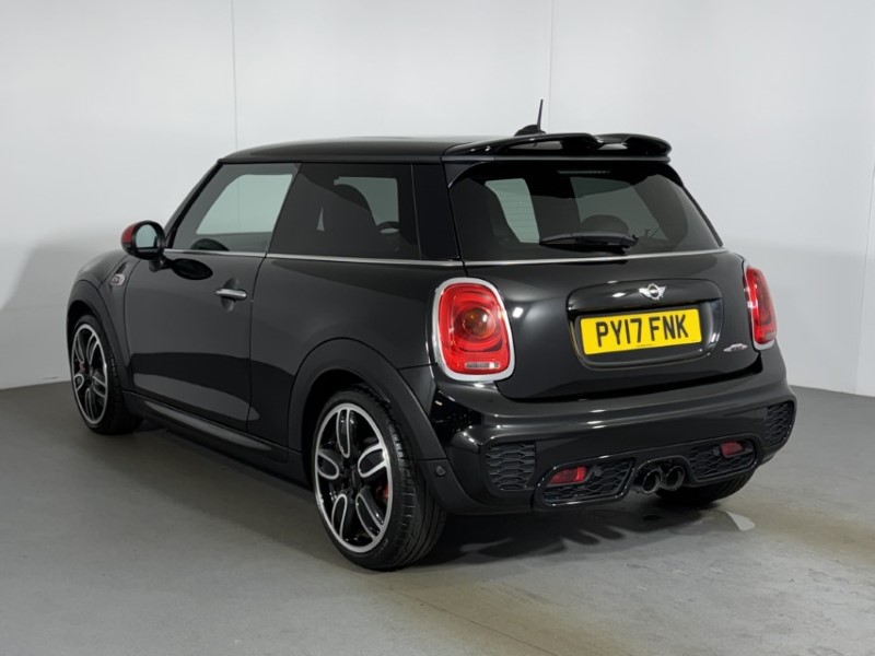 2017 (17) MINI HATCHBACK 2.0 John Cooper Works 3dr 5647495