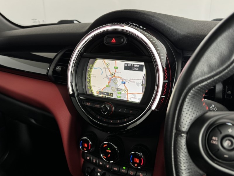 2017 (17) MINI HATCHBACK 2.0 John Cooper Works 3dr 5647459