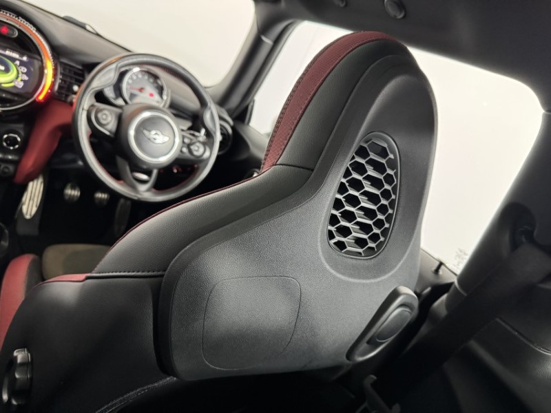 2017 (17) MINI HATCHBACK 2.0 John Cooper Works 3dr 5647486