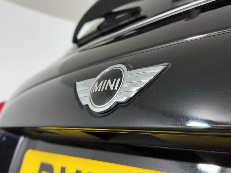 2017 (17) MINI HATCHBACK 2.0 John Cooper Works 3dr 5647482