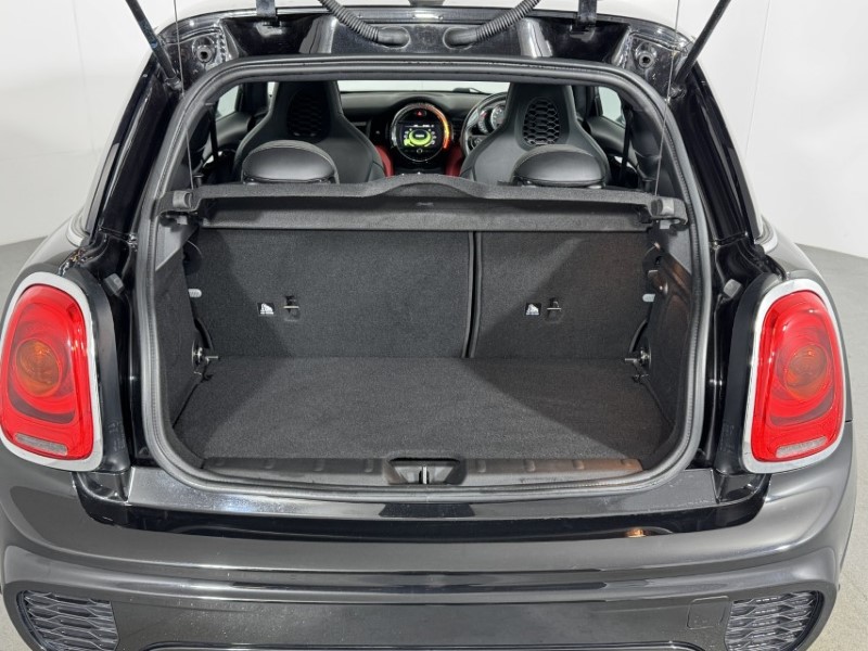 2017 (17) MINI HATCHBACK 2.0 John Cooper Works 3dr 5647483