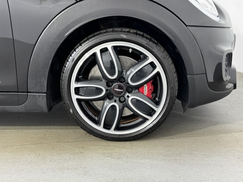 2017 (17) MINI HATCHBACK 2.0 John Cooper Works 3dr 5647476