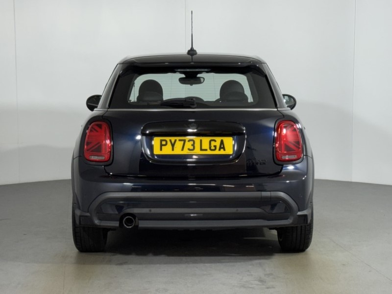 2023 (73) MINI HATCHBACK 1.5 Cooper Exclusive Premium 5dr Auto 5660654