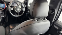 2023 (73) MINI HATCHBACK 1.5 Cooper Exclusive Premium 5dr Auto 5660656