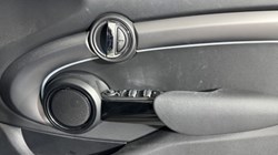 2023 (73) MINI HATCHBACK 1.5 Cooper Exclusive Premium 5dr Auto 5660645
