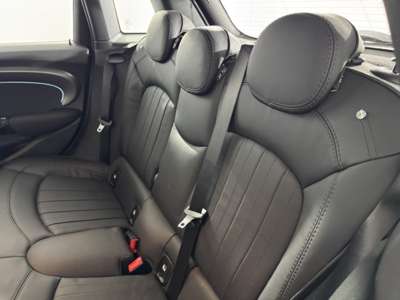 2023 (73) MINI HATCHBACK 1.5 Cooper Exclusive Premium 5dr Auto 5660655