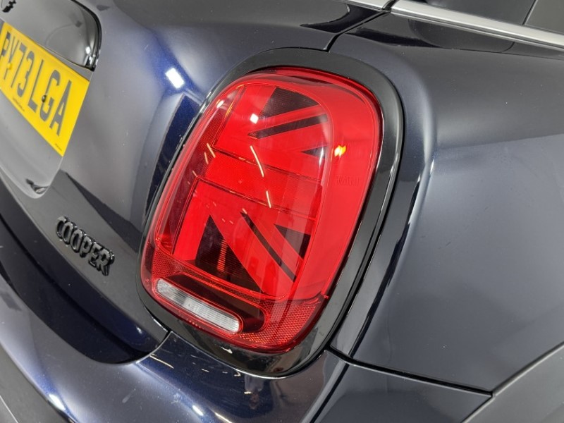 2023 (73) MINI HATCHBACK 1.5 Cooper Exclusive Premium 5dr Auto 5660650