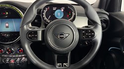 2023 (73) MINI HATCHBACK 1.5 Cooper Exclusive Premium 5dr Auto 5660621
