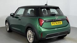 2024 (74) MINI COOPER 1.5 C Exclusive 3dr Auto 5685105