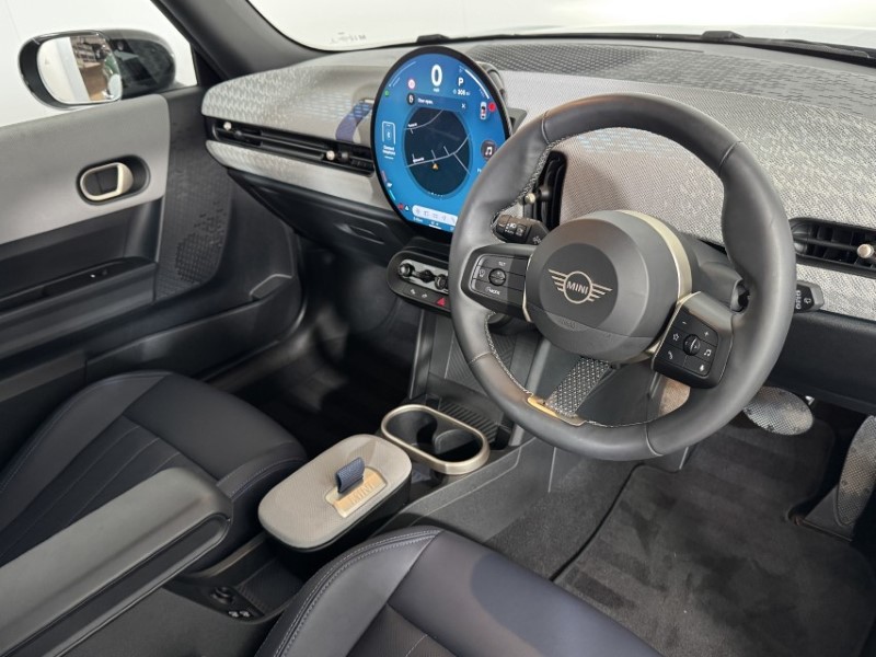 2024 (74) MINI COOPER 1.5 C Exclusive 3dr Auto 5685080