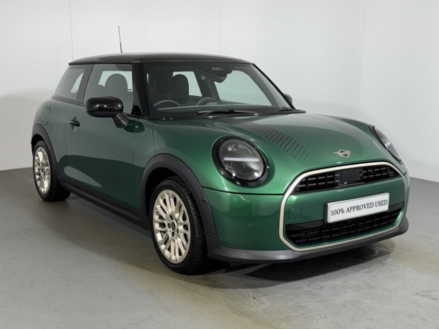 2024 (74) MINI COOPER 1.5 C Exclusive 3dr Auto