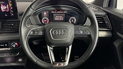 2022 (22) AUDI Q5 40 TDI Quattro S Line 5dr S Tronic 5659042