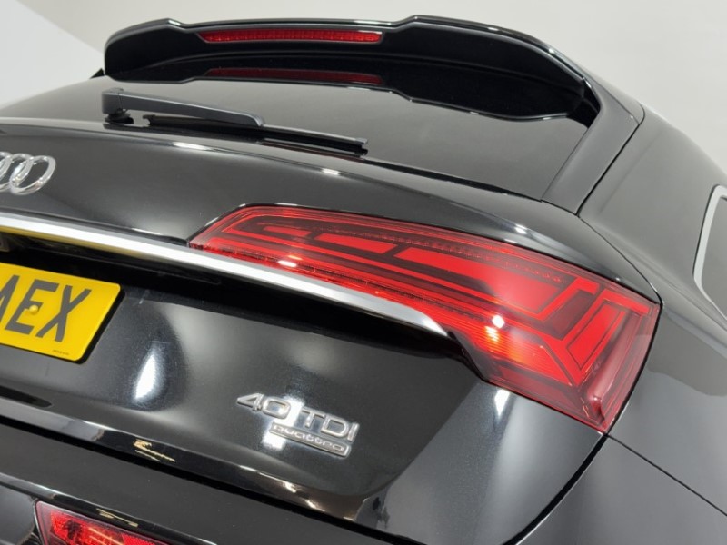 2022 (22) AUDI Q5 40 TDI Quattro S Line 5dr S Tronic 5659075