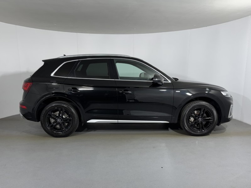 2022 (22) AUDI Q5 40 TDI Quattro S Line 5dr S Tronic 5662909