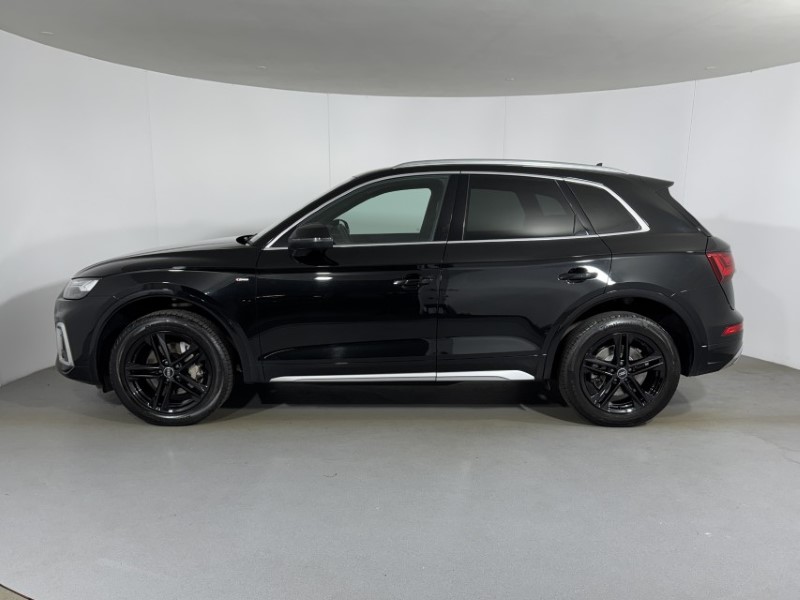 2022 (22) AUDI Q5 40 TDI Quattro S Line 5dr S Tronic 5662906