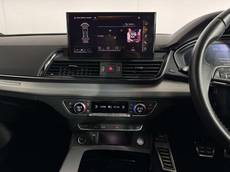 2022 (22) AUDI Q5 40 TDI Quattro S Line 5dr S Tronic 5659040
