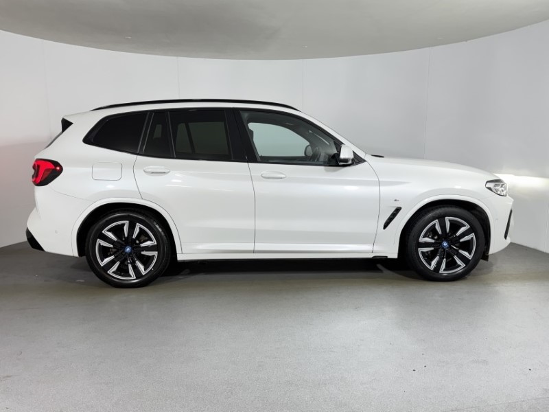2023 (23) BMW iX3 210kW M Sport 80kWh 5dr Auto 5660737